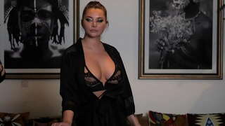 ���ምገማ የሚሰጡዋቸውን ነው የሚሰጡዋቸውን አንድ foursome... (ላይ)