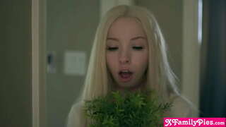 Йәш шәфҡәт туташы минең туймаҫтар шлюшка миниатюрный туҡтай алмай трахать