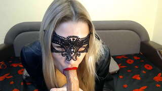 Ovládanie handjobs s vulgárne rozhovory. sused